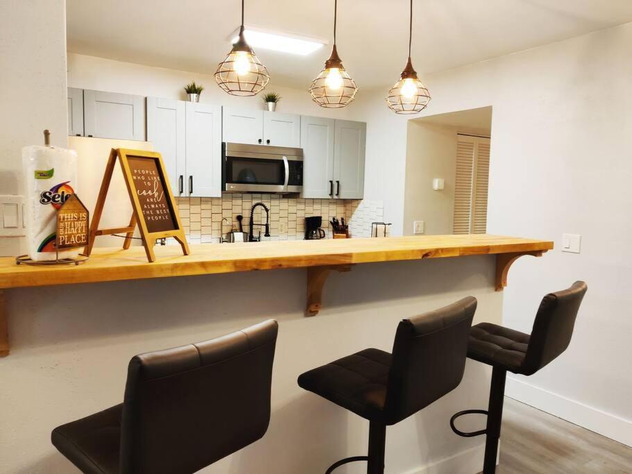 Venice Beach Within 5 Min Drive, Near The Tennis Courts And Park, Sleeps 5 Nokomis Exterior photo